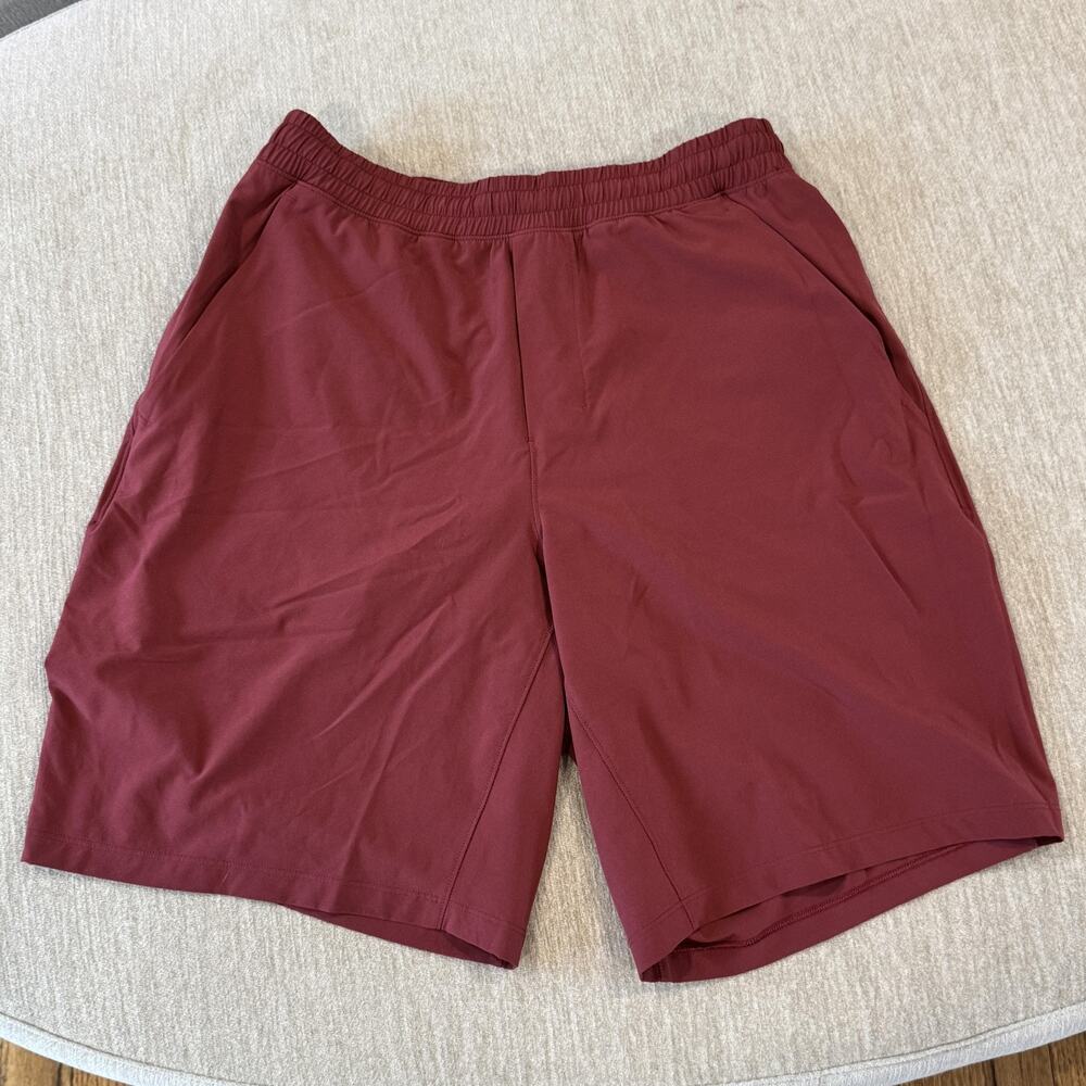 Lululemon Pace Breaker Shorts Men Medium Red Lined 9" Inseam Running Gym Train